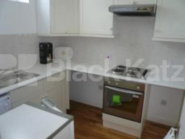 			1 Bedroom, 1 bath, 1 reception Flat			 High Road, ARNOS GROVE